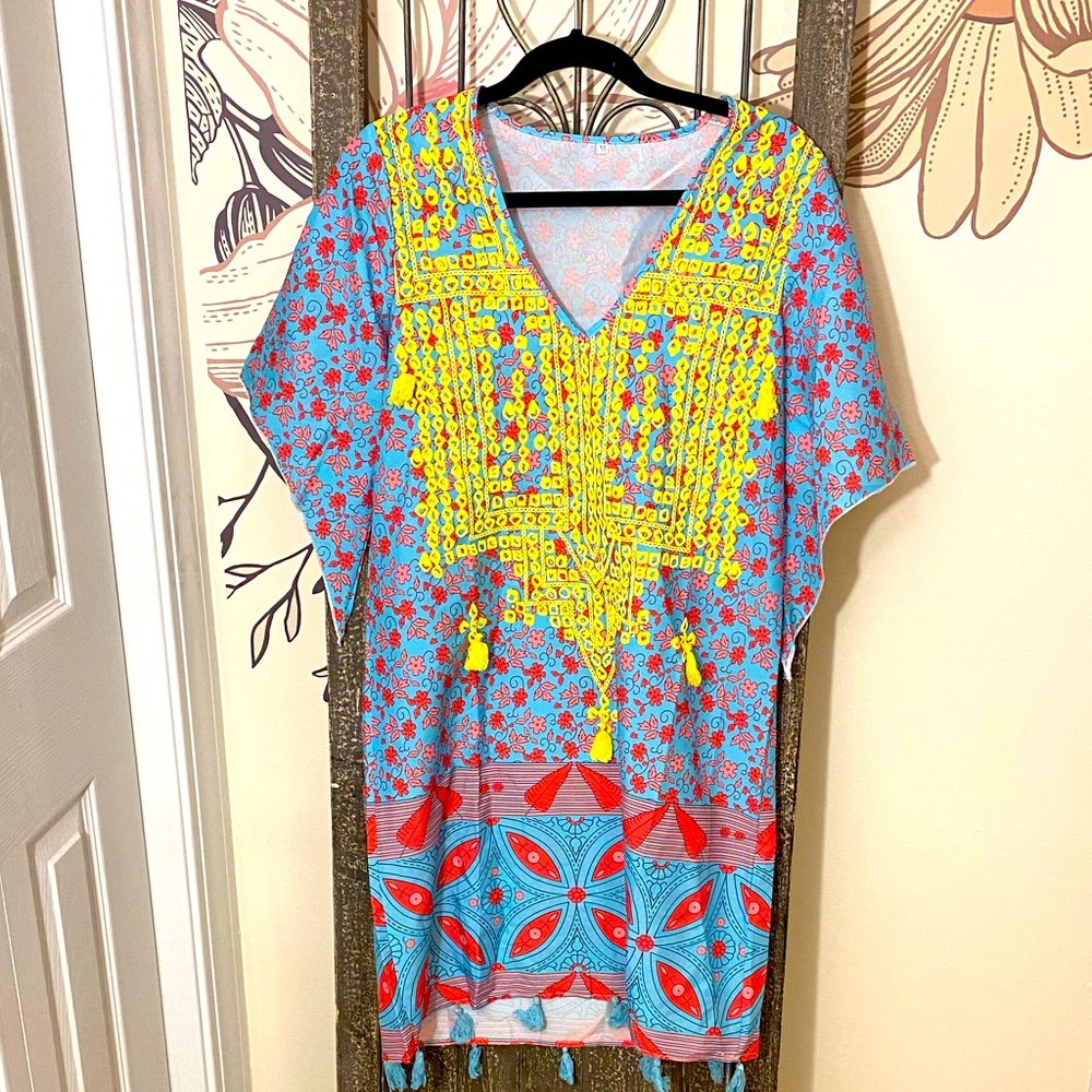 Fun and funky beach cover dress, never worn!